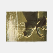 Couverture Polaire Orignaux plongeant sa tête dans l'eau (Devant (Horizontal))