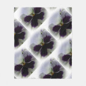 Couverture Polaire Pansement pourpre et blanc (Devant)