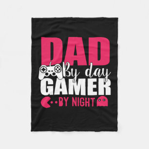 Couverture Polaire Papa Poison Papa By Day Gamer By Night