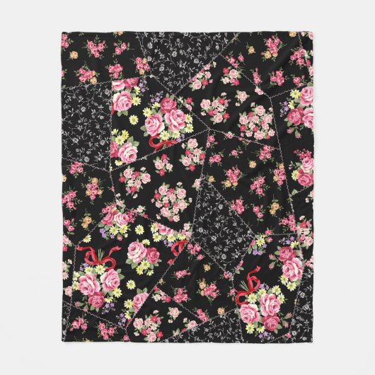 Couverture Polaire Patchwork Floral : Design Assez Simple. (Devant)
