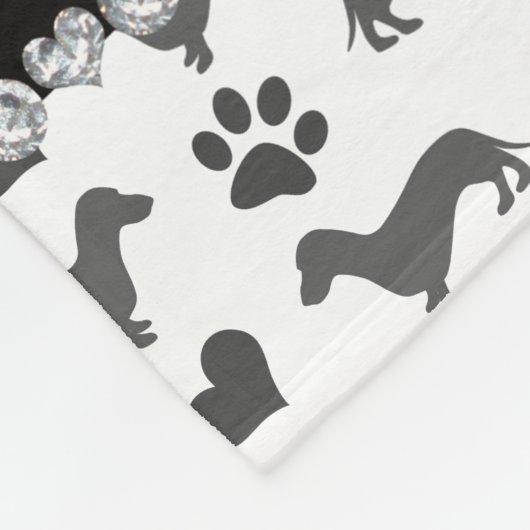 Couverture Polaire Pattes grises nommées faites sur commande de (Coin)