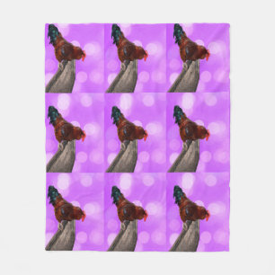 Couverture Polaire Perché en Majesté : coq sur Dreamy Purple Glow