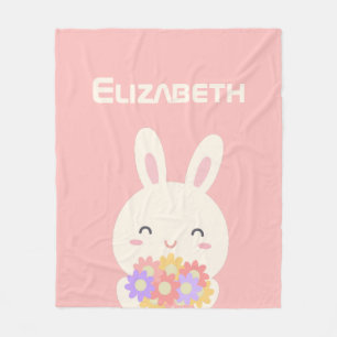 Couverture Polaire Petit Lapin Doux & Fleurs Nom Personnalisé Rose