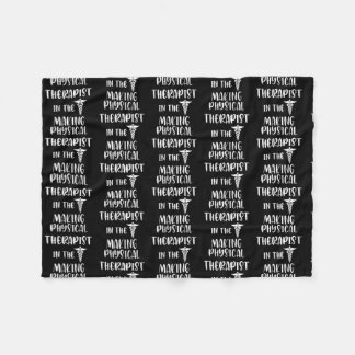 Couverture Polaire Physothérapeute En Cours De Thérapie Physique