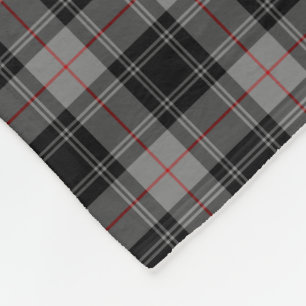 Couverture Polaire Plaid gris et noir de tartan de Moffat de clan