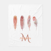 Couverture Polaire Plumes en rose et corail sur blanc monogrammed (Devant)