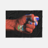 Couverture Polaire Poing serré augmenté avec le drapeau des Bermudes (Devant (Horizontal))