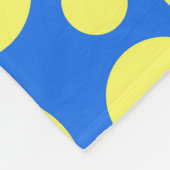 Couverture Polaire Pois jaunes sur un arrière - plan bleu ciel (Coin)