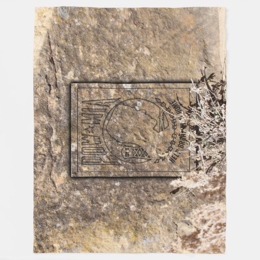 Couverture Polaire Pow Mia (Devant)