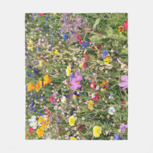 Couverture Polaire Pré fleur sauvage coloré, motif vibrant.