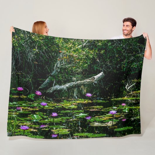 COUVERTURE POLAIRE PURPLE LOTUS (En situation)