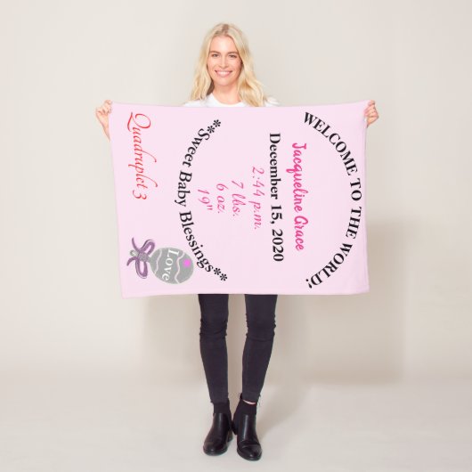 Couverture Polaire Quadruplet Baby Girl Pink Rattle Fleece Blanket (En situation)