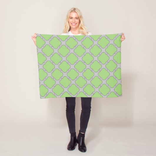 Couverture Polaire Quatrefoil vert (En situation)