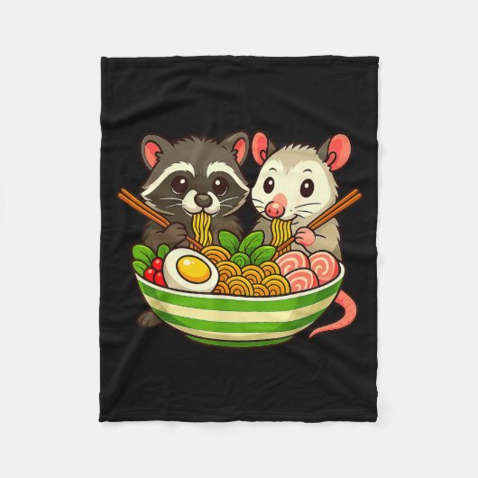 Couverture Polaire Raccoon And Ossum Eating Ramen Noodles (Devant)