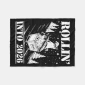 Couverture Polaire Raccoon Rolling Into 2026 Happy New Year 2026 Funn (Devant (Horizontal))