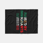 Couverture Polaire Raised By Immigrants - Mexican American Pride (on (Devant (Horizontal))