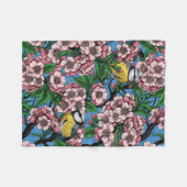 Couverture Polaire Rameaux bleus dans le cerisier en fleurs sur le bl (Devant (Horizontal))