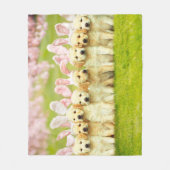 Couverture Polaire Rangée de lapins chiots (Devant)