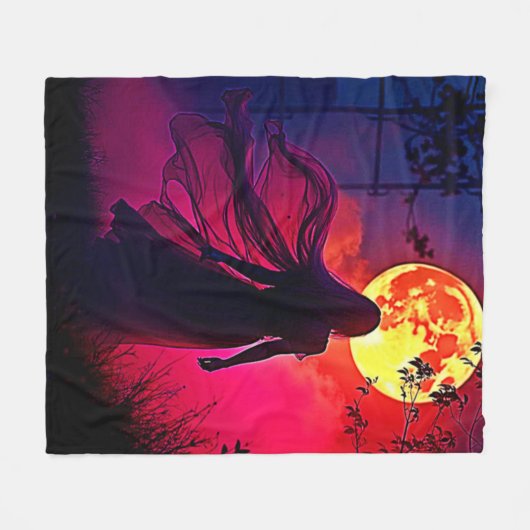 Couverture Polaire Red Moon Shadow Woman Conception de mystère (Devant (Horizontal))