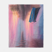 Couverture Polaire Réflexion du ciel rose de bateau bleu rustique (Devant)