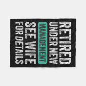 Couverture Polaire Retired Under New Management, Funny Husband Humor  (Devant (Horizontal))