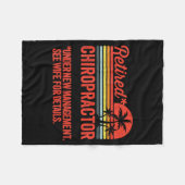 Couverture Polaire Retired Under New Management Retirement Gift Chiro (Devant (Horizontal))