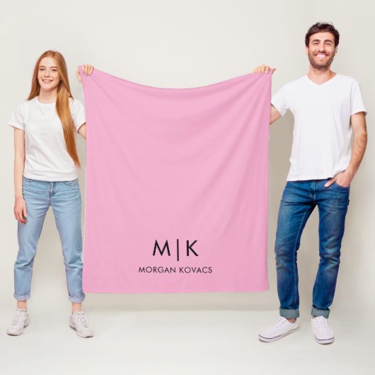 Couverture Polaire Rose et noir | Monogramme moderne (En situation)