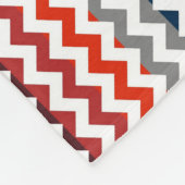 Couverture Polaire Rouge blanc gris Chevron Zigzag Monogramme (Coin)