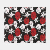Couverture Polaire Rouge, fleurs blanches sur noir (Devant (Horizontal))