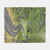 Couverture Polaire Route de campagne à travers les arbres, Oregon (Devant (Horizontal))