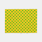 Couverture Polaire Ruban de trèfle vert de chaux par Kenneth Yoncich (Devant (Horizontal))
