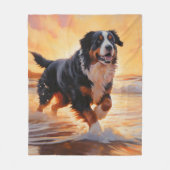 Couverture Polaire Sandy Paws Bernese Mountain Dog on Beach Sunset (Devant)