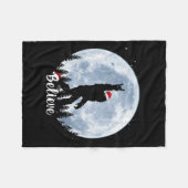 Couverture Polaire Santa Bigfoot Christmas Rock Roll Sasquatch Believ (Devant (Horizontal))