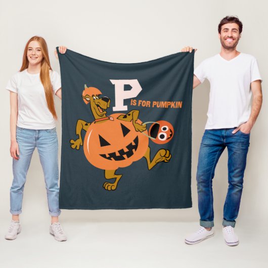 Couverture Polaire Scooby-Doo | P est pour le Citrouille (En situation)