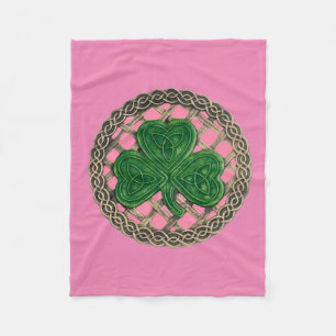 Couverture Polaire Shamrock rose sur noeuds celtiques Blanche en tois