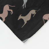 Couverture Polaire Silhouettes grises Tons métalliques sur noir (Coin)