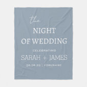 Couverture Polaire Simple Dusty Blue & White Nom Date Mariage (Devant)