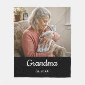 Couverture Polaire Simple Script Grandma Est.Photo Year Black (Devant)