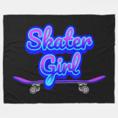 Couverture Polaire Skater Girl Blue Mauve Graffiti Glow Skateboard (Devant (Horizontal))