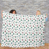 Couverture Polaire Soft Blanket with Pine Print - Warmth and Style