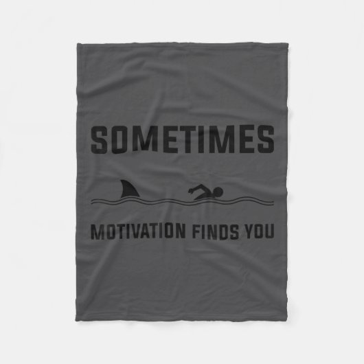 Couverture Polaire Sometimes Motivation Finds You Swimming Shark Moti (Devant)