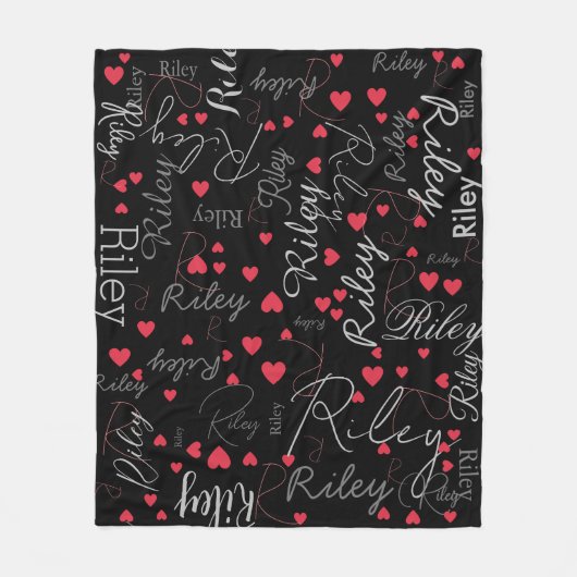 Couverture Polaire Son nom Initiale & Coeurs rouges partout en noir (Devant)