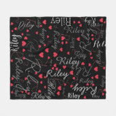 Couverture Polaire Son nom Initiale & Coeurs rouges partout en noir (Devant (Horizontal))