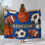 Couverture Polaire Sports Royal Blue Monogrammes sur mesure<br><div class="desc">Parfait pour les sportifs de tous âges et familles pour les événements sportifs. Restez au chaud lors des matchs de football, de football, de hockey et de basket-ball et bougez sur le canapé avec cette couverture en toison monogrammée multisport à motif multisport. Comprend un motif cool et unique à la...</div>