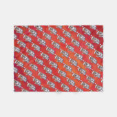 Couverture Polaire St Bernard en Motif Casquette sur rouge (Devant (Horizontal))