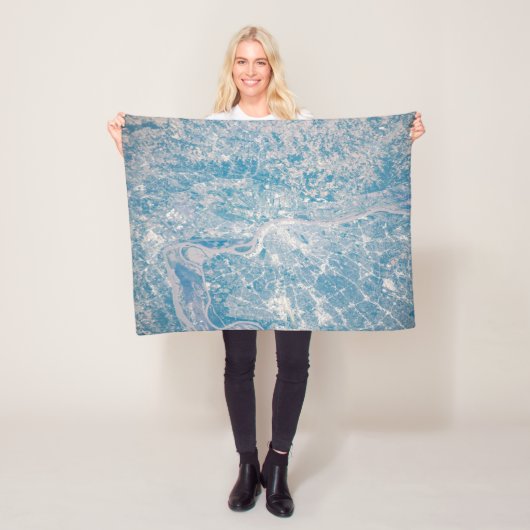 Couverture Polaire St. Louis, Missouri Le Long Du Mississippi. (En situation)