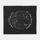 Couverture Polaire Sur Un Sombre Désert Autoroute Travel Mountain Cam (Devant (Horizontal))