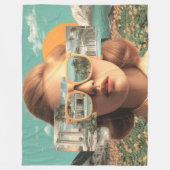 Couverture Polaire Surreal female portrait with retro sunglasses (Devant)