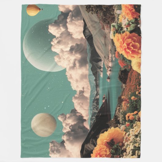 Couverture Polaire Surreal Mountain Landscape with Planets and Clouds (Devant)