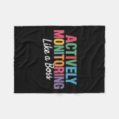 Couverture Polaire Surveillance Active Comme Un Enseignement De Test (Devant (Horizontal))
